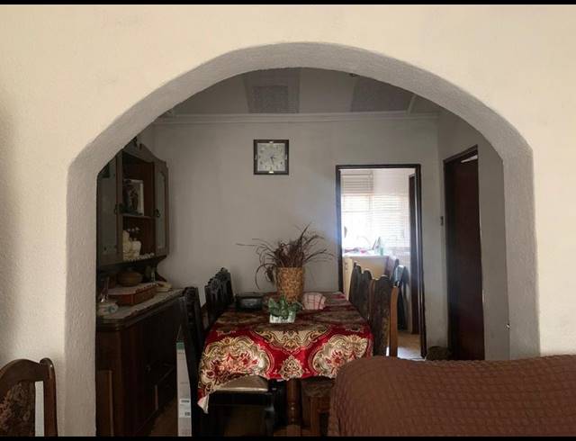 2 BEDROOM HOUSE FOR SALE IN ZOLA